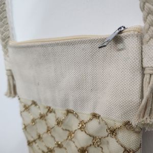 Sac mobile en jute écologique Gemini : Pochette de téléphone à bandoulière durable et faite à la main avec design personnalisé en fibres naturelles - Product Image 3