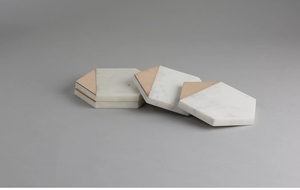 Posavasos elegantes de piedra de mármol blanco natural hechos a mano de latón Metal Chip pegado elegante juego de cuatro piezas para el hogar o la oficina - Product Image 4