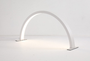 Usine Oem/odm Haute Qualité Demi-lune <span class=keywords><strong>Led</strong></span> <span class=keywords><strong>Lampe</strong></span> À Ongles Bling Light-slim <span class=keywords><strong>Led</strong></span> <span class=keywords><strong>Lampe</strong></span> De Table À Ongles Pour Manucure Salons De Manucure - Product Image 3