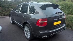 PORSCHE CAYENNE 4.8 TURBO S TIPTRONIC S AWD 5DR d'occasion, conduite à gauche/droite - Product Image 2