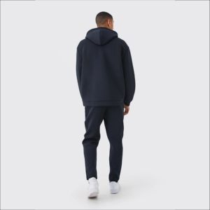 IOTA SPORTS Conjuntos Deportivos Unisex de Alta Calidad con Logotipo Personalizado, Estampado Puff, Estilo Casual, Gruesos, Talla Grande, Sudadera con Capucha y Pantalones de Pierna Recta - Product Image 5