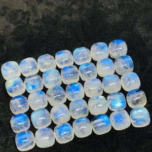 Cabujón de Piedra Lunar Arcoíris, Gema Natural de Alta Calidad con Cambio de Color, Seleccionado para Joyería Elegante, Clásico Atemporal - Product Image 5