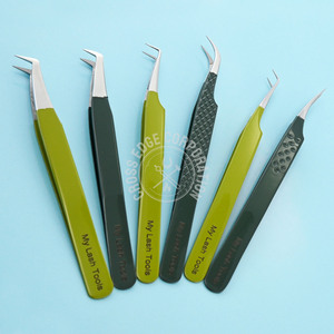 Pince à épiler incurvée à pointe en fibre de marque privée, applicateur de cils, pince à épiler classique, volume, extension de cils - Product Image 1