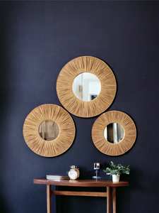 Miroir mural rond en rotin naturel fait à la main décor Boho pour salon cadeau de pendaison de crémaillère - Product Image 3