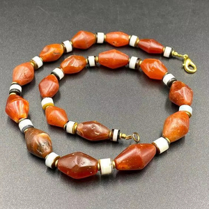 Collar de cuentas de resina de color de diseño religioso para fiestas de boda compromiso fiestas de Navidad y ropa de oficina - Product Image 1