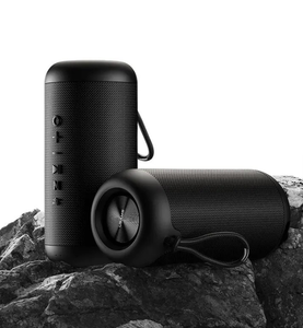 Auténtico Mini Altavoz Inalámbrico para Exteriores, Resistente al Agua, con Correa - Product Image 1