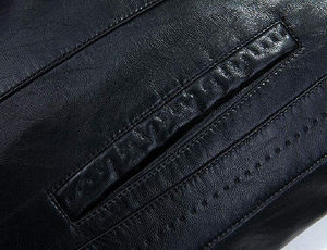 Chaqueta Bomber de piel de oveja genuina para hombre B3 marca personalizada invierno alta calidad cuero Real Haus Industries - Product Image 3