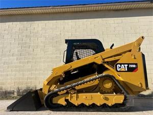 Affordable Price Lightly Used 2018 CATERPILLAR 299D2 Skid Steer Loader with <b>Bucket</b> for Sale - Product Image 5