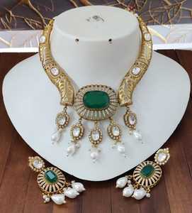 Ensemble de collier en pierre double, laiton, perle blanche, moissanite, qualité supérieure, pour femmes, parfait pour les occasions festives, les mariages - Product Image 3