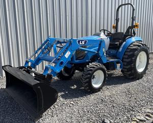 Envío Gratuito, Tractor Agrícola LS MT350E con Cargador de Enganche Rápido y Pala, 394 Horas, 4x4, Motor Diésel de 50 CV, Toma de Fuerza de 540, Enganche de 3 Puntos - Product Image 6