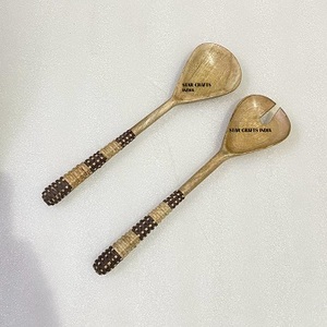 Fabricante indio, servidor de ensalada de madera SCI, herramientas grandes para mezclar ensaladas, tenedor de madera para ensalada con cuchara, cubiertos a la venta desde India - Product Image 3