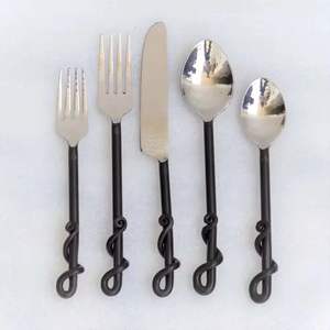Diseño elegante, los mejores proveedores indios, cubiertos modernos de metal para bodas, juego de cubiertos chapados en plata para restaurantes y hoteles - Product Image 1