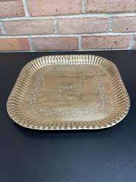 Plateau de service à biscuits au chocolat en laiton avec conception de gaufrage en laiton royal plateau de service travail décoratif pour une utilisation à la main de forme personnalisée - Product Image 3