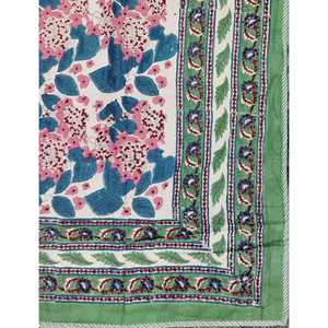 Cubrecama de Lujo con Estampado Floral, Hecho a Mano con Técnica de Bloques, en Algodón, Disponible en Tamaños Queen y King, Suave, con Técnica de Costura Personalizada - Product Image 2