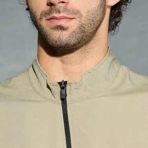 Chaqueta de chándal para hombre con marca personalizada OEM Precio de fábrica disponible Chaqueta de invierno de chándal - Product Image 4