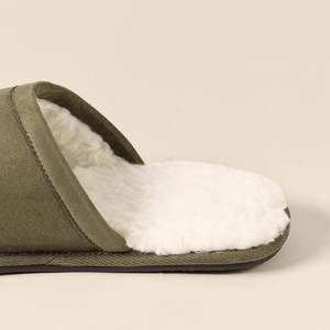 Vente en gros de jolies pantoufles pakistanaises, motif personnalisé, pantoufles d'intérieur chaudes pour l'hiver, couleur et taille personnalisées - Product Image 2