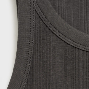 Camiseta de tirantes con cuello Halter de fibra de bambú y algodón personalizable para mujer, de punto transpirable, ecológica, informal, de color carbón, de talla grande - Product Image 4