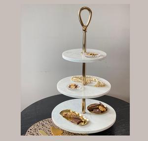 Support à gâteau en marbre de fabricant fiable pour la présentation de desserts, offrant une présentation élégante pour les anniversaires, les mariages et les célébrations - Product Image 5