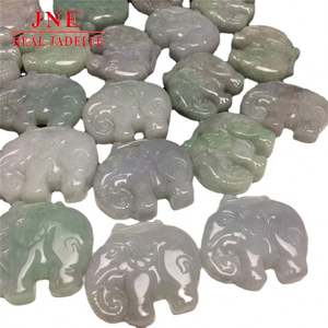 Pendentif d'éléphant en jade naturel du Myanmar, espèce de glace cireuse, ornement de jade d'éléphant stupide, vente en gros de jade de quatre fêtes - Product Image 5