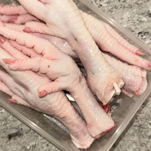 Pieds de poulet congelés biologiques halal / Parties du corps du Brésil - Product Image 4