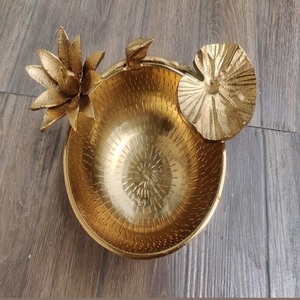 Tazón de servicio moderno para el hogar, tazón de fruta y nueces para fiesta de boda, decoración de Color dorado, plato de Metal de diseño moderno y cuencos de mesa - Product Image 3