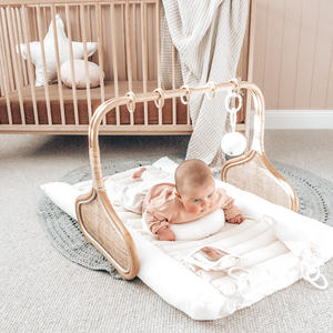 Meubles pour bébés nouveau-nés, tapis de jeu en rotin avec jouet doux pour enfants, gymnases d'activités intérieures, gymnases de jeu personnalisables - Product Image 4
