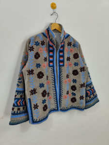 Chaqueta Bordada Suzani de Terciopelo, Chaqueta Corta Étnica Boho Floral Hecha a Mano, Ropa de Festival, Chaqueta Bordada Suzani de Terciopelo - Product Image 5