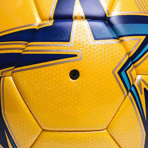 Ballon de football d'entraînement professionnel, design durable pour les matchs d'entraînement et les jeux en plein air - Product Image 5