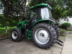 Changfa 4x4 Mini Tractor 140-180hp en venta Tractor de ruedas con componentes de núcleo 4WD que incluyen bomba y caja de cambios - Product Image 4