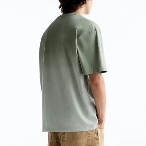 Camiseta Oversize Personalizada con Efecto Ácido para Hombre, Cuello Redondo, Estampado Desgastado, Estilo Urbano, de Algodón Pesado - Product Image 2