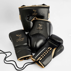 Equipo Profesional de Entrenamiento de Sparring, Set de Boxeo Negro y Dorado, Guantes de Boxeo Cómodos para Gimnasio, Protector de Cabeza y Protector Inguinal - Product Image 1