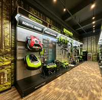 Étagère murale de présentation d'outils en métal robuste sur mesure pour magasin, supermarché et commerce de détail