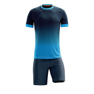 Maillots de football confortables et rafraîchissants de haute qualité fabriqués au Pakistan, personnalisables avec logo et nom, 100 % polyester - Product Image 3