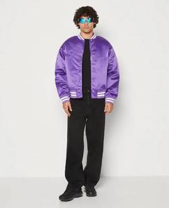 Chaqueta Bomber Varsity de Béisbol para Hombre, Color Rojo Púrpura, Personalizada de Alta Calidad, con Logotipo Frontal, Impermeable, Cortavientos y Transpirable, de Satén - Product Image 6