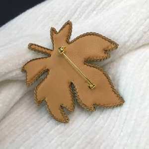 Broches de cuentas de diseñador hechos a mano-Accesorios de alta calidad Diseño único. Forma de color personalizable, estilos modernos/tradicionales. - Product Image 3