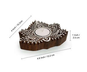 Lot de 2 bougeoirs en bois de sheesham sculptés à la main en forme de lotus lumineux pour centres de table de mariage - Product Image 6