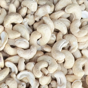Vente en gros de noix de haute qualité noix de cajou noix de cajou 1kg noix de cajou W320 exportées vers l'Asie, Moyen-Orient - Product Image 1