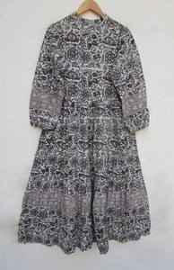 100% coton fait à la main Western Floral Pattern Design imprimé Maxi robe avec taille personnalisée robes décontractées pour les femmes portant des utilisations - Product Image 2