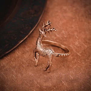 Servilletero de Metal de aluminio plateado creativo, diseño elegante, servilletero de cabeza de ciervo, soporte de tejido para los suministros de Hotel más vendidos - Product Image 5