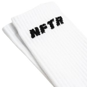 Calcetines Deportivos para Hombre, Paquete de 2 Pares, Blancos, de Algodón, Acanalados, con Logotipo Bordado, Ajuste Cómodo - Product Image 3