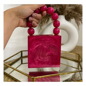 Embrayage classique en résine pour occasions formelles - Product Image 4