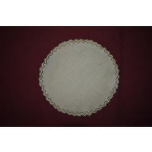 Mantel Individual Decorativo de Yute Tejido a Mano con Diseño de Onda Doble, 38 cm de Diámetro, Reutilizable, para Hogar y Cafetería, Disponible en Oferta - Product Image 1