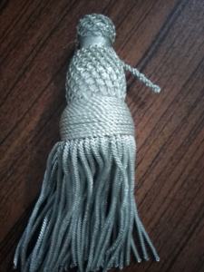 Borla de flecos de oro largo OEM con cordón al por mayor alambre metálico de lingotes ecológico para ropa y zapatos hechos por insignias Hamza - Product Image 6