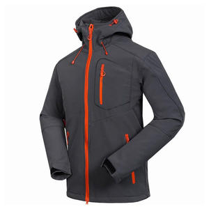 Chaquetas Softshell para exteriores personalizadas para hombres, chaqueta táctica impermeable a prueba de viento, ligera, transpirable, bolsillos completos con cremallera - Product Image 3