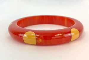 Brazalete de Resina de Color de Alta Calidad de Nuevo Diseño para Mujer, Joyería de Moda para Fiestas, Brazalete de Resina Hecho a Mano, Precio bh crafts - Product Image 2