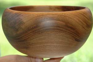 CORRECTEMENT PARFAIT POLYVALENT ARTISANAL Bol à pâte en bois fait à la main pour fruits ou salades Vintage Ferme rustique de haute qualité - Product Image 2