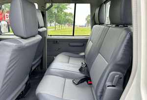 Toyota Land Cruiser Double Cabine Durable, Propre et en Excellent État, Sans Accident, Meilleur Prix, Prix Abordable, Commande en Gros Disponible - Product Image 3