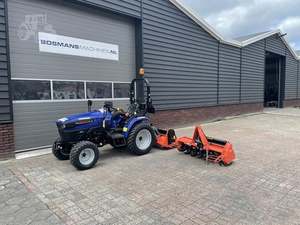 2022 Farmtrac 26 Tractor usado con excelentes características - Product Image 2
