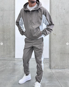 Coupe-vent et survêtements imprimés grande taille pour l'hiver Pantalon de survêtement personnalisé avec fermeture éclair 100% nylon - Product Image 4