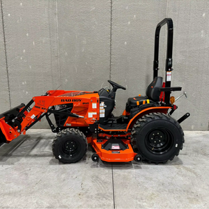 Nouveau tracteur compact Bad Boy 1025H - Série 10, 24 CV avec chargeur 105, haute performance, pour petites et moyennes exploitations agricoles, à vendre - Product Image 1